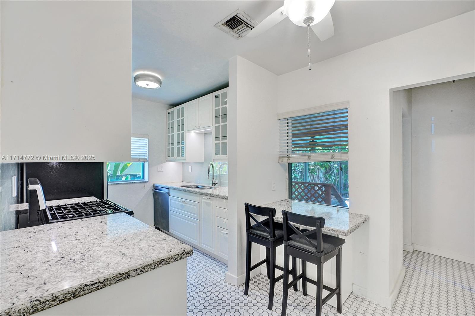 HOLLYWOOD - Residential