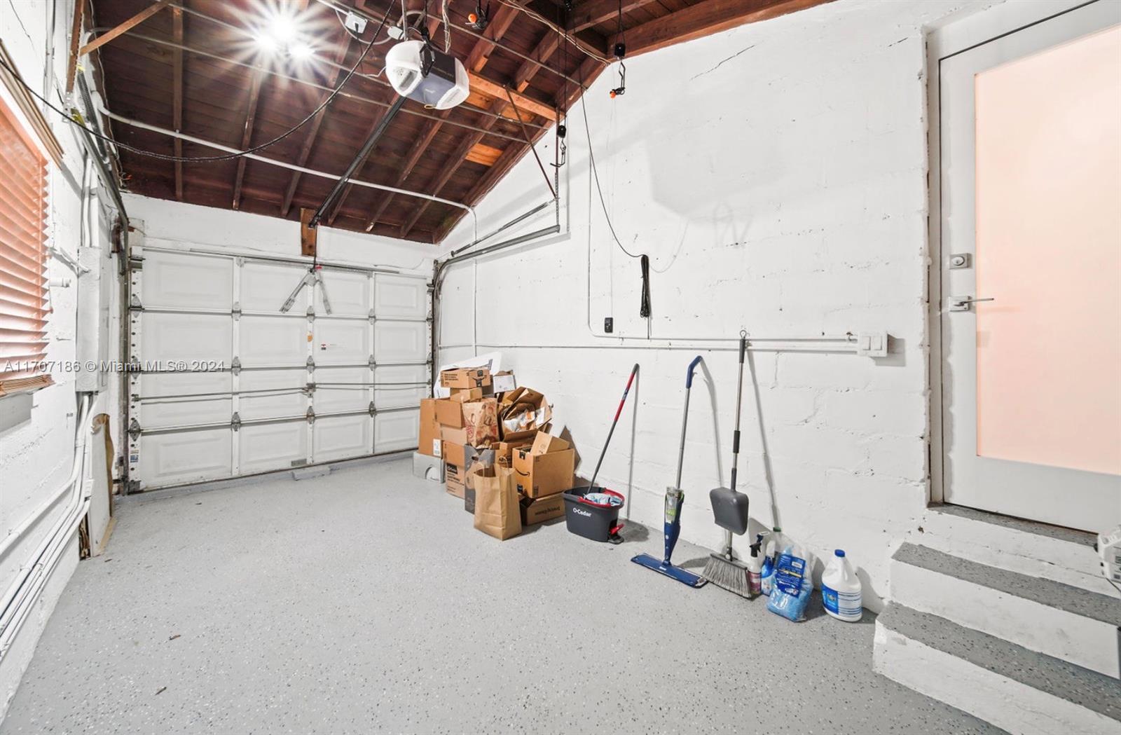 NAUTILUS SUB - Residential