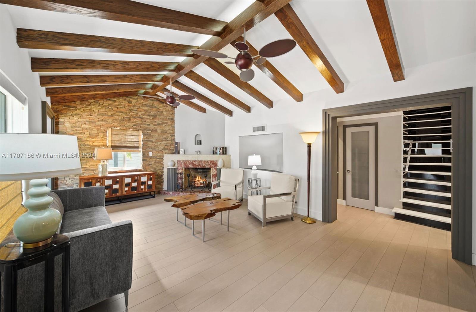 NAUTILUS SUB - Residential