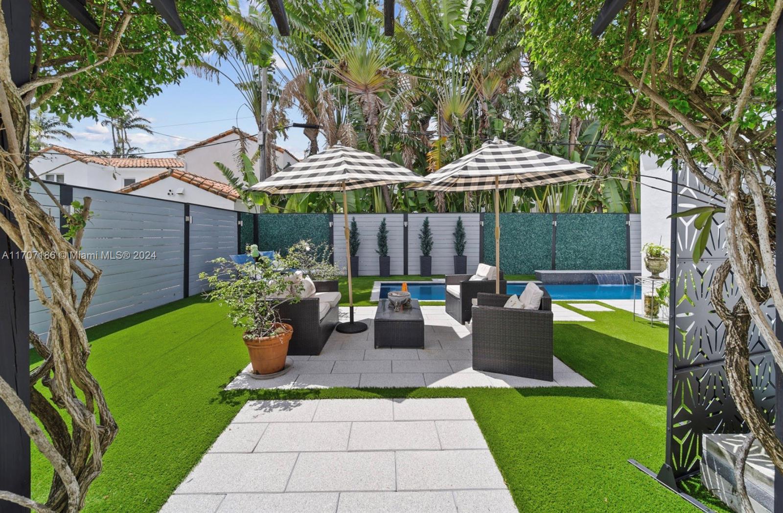 NAUTILUS SUB - Residential