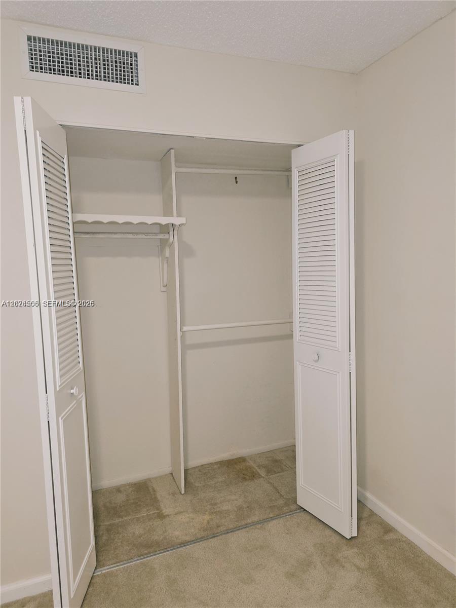 RUBY CONDO at oakland est - Residential