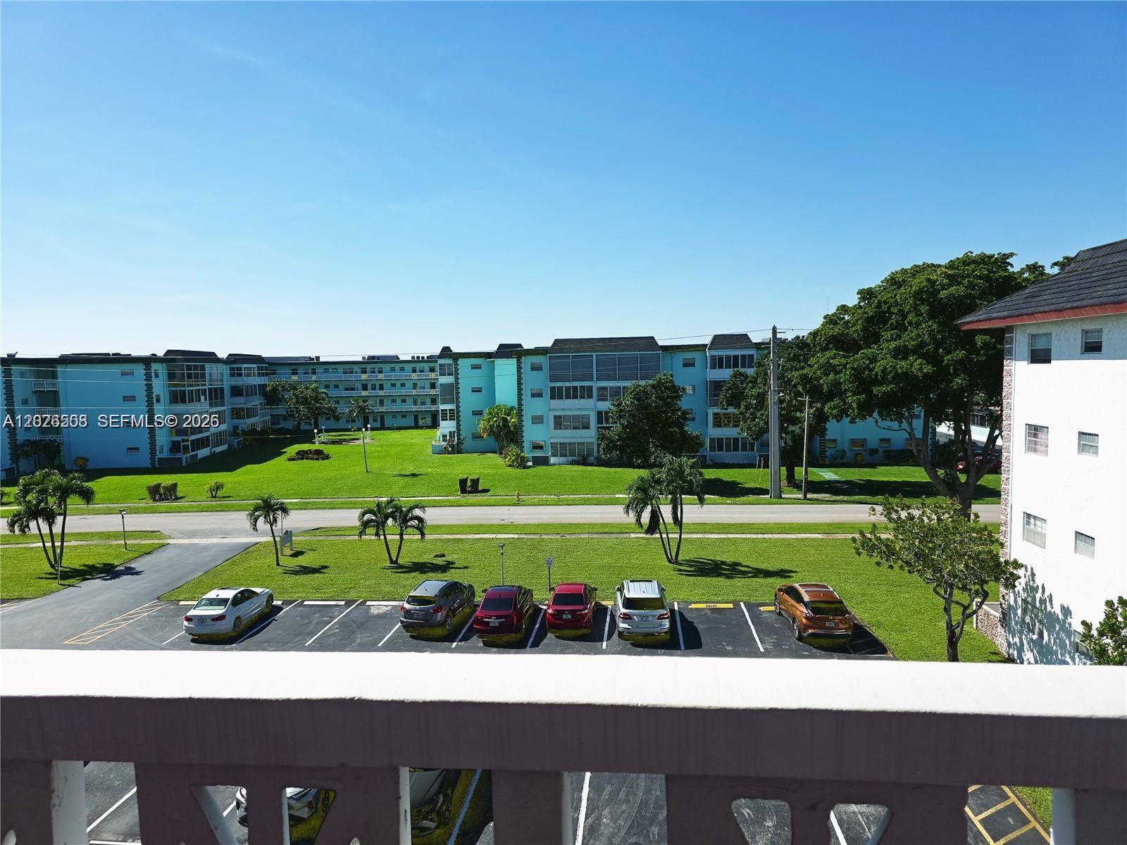 RUBY CONDO at oakland est - Residential
