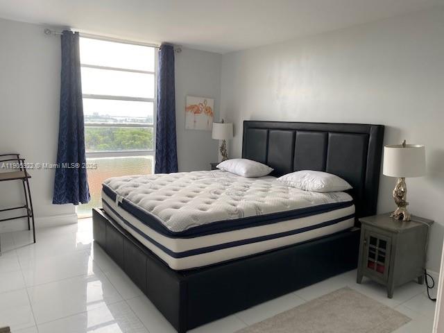 DORSET HOUSE CONDO - Residential Lease