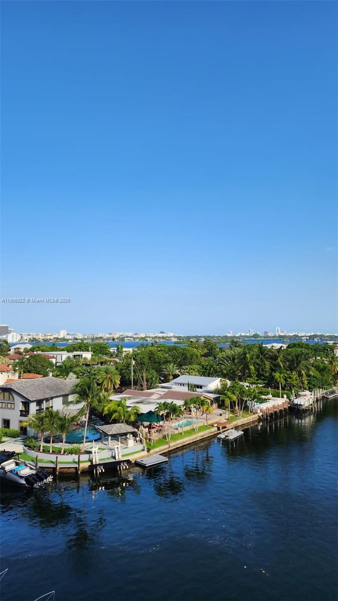 DORSET HOUSE CONDO - Residential Lease