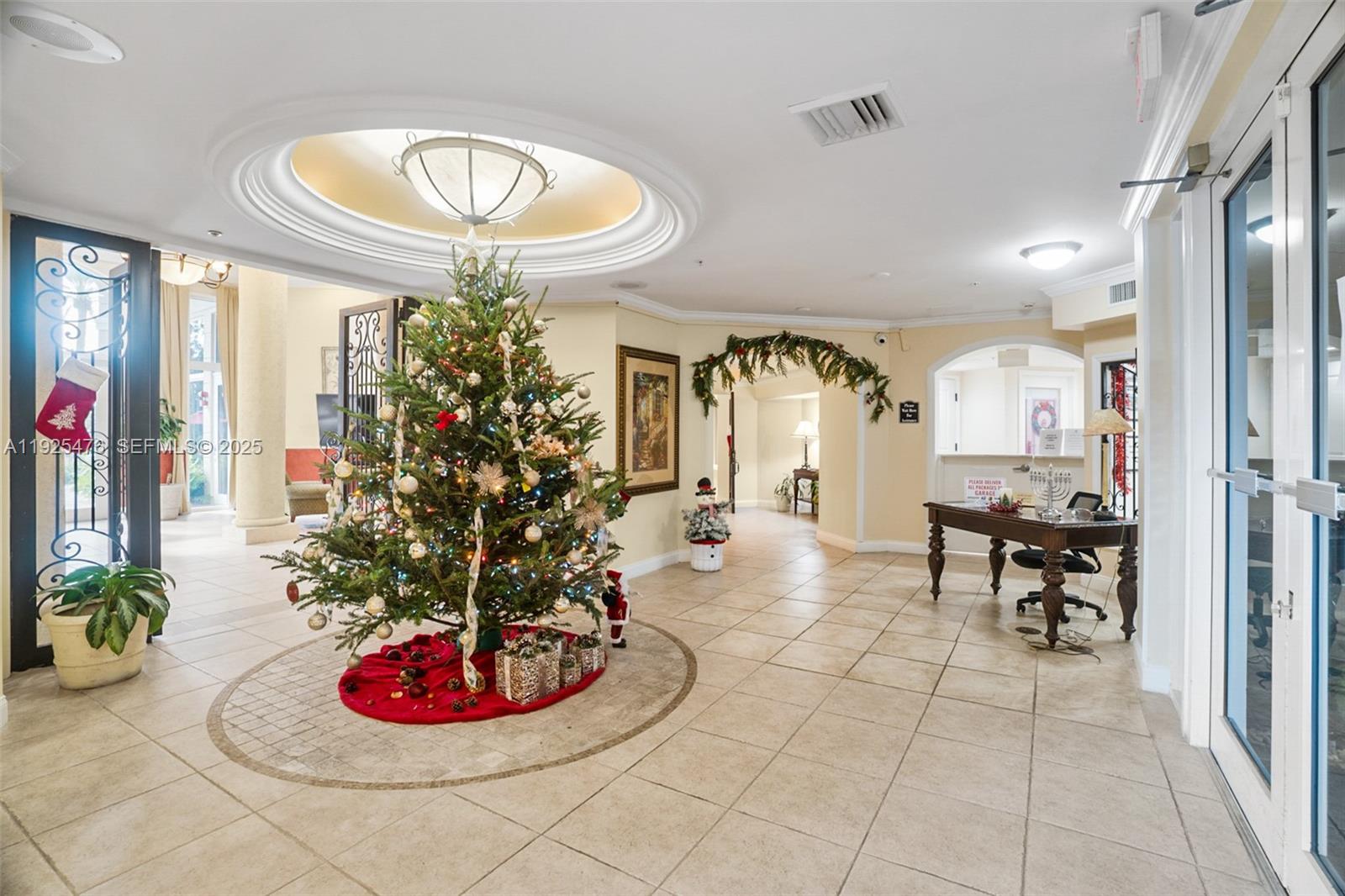 PORTO BELLAGIO CONDO - Residential