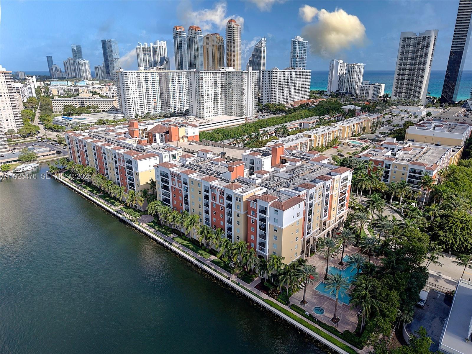 PORTO BELLAGIO CONDO - Residential