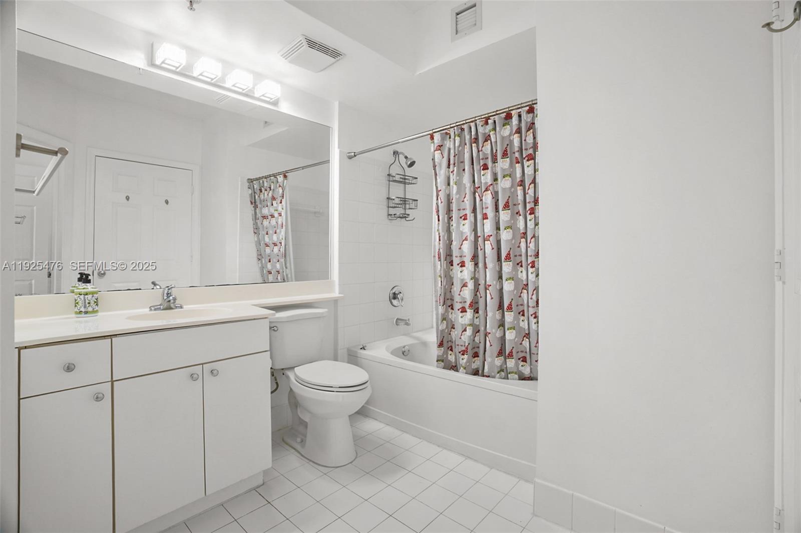 PORTO BELLAGIO CONDO - Residential