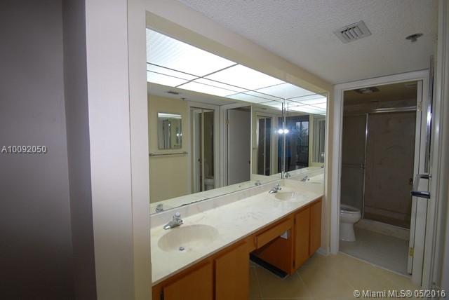 GLENS COND - Residential Lease