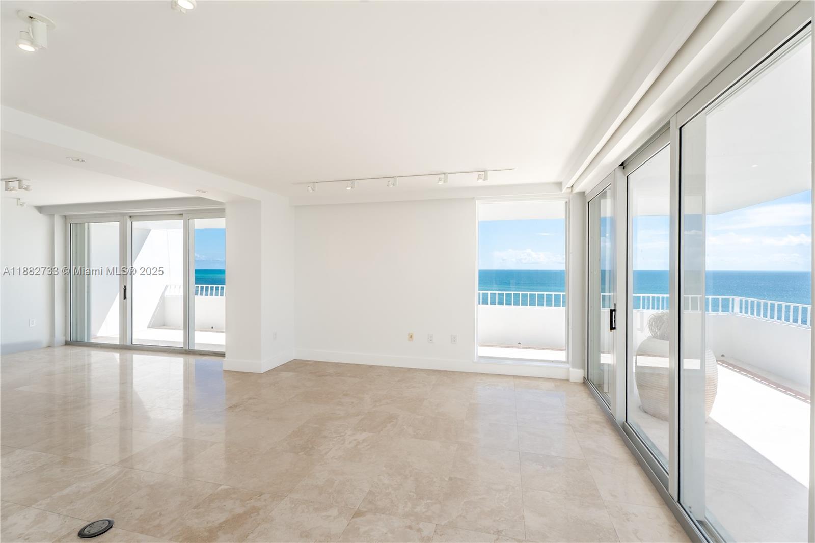 KEY BISCAYNE COMMODORE CL - Residential Lease