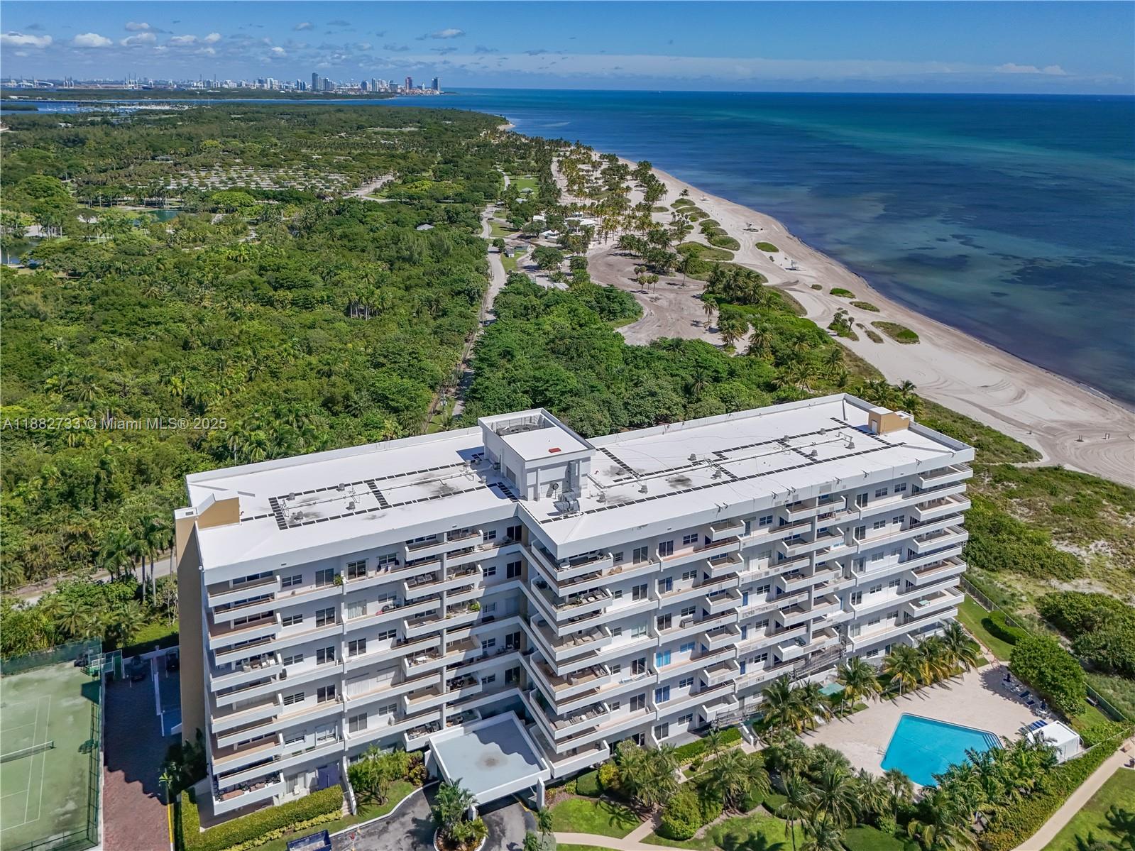 KEY BISCAYNE COMMODORE CL - Residential Lease