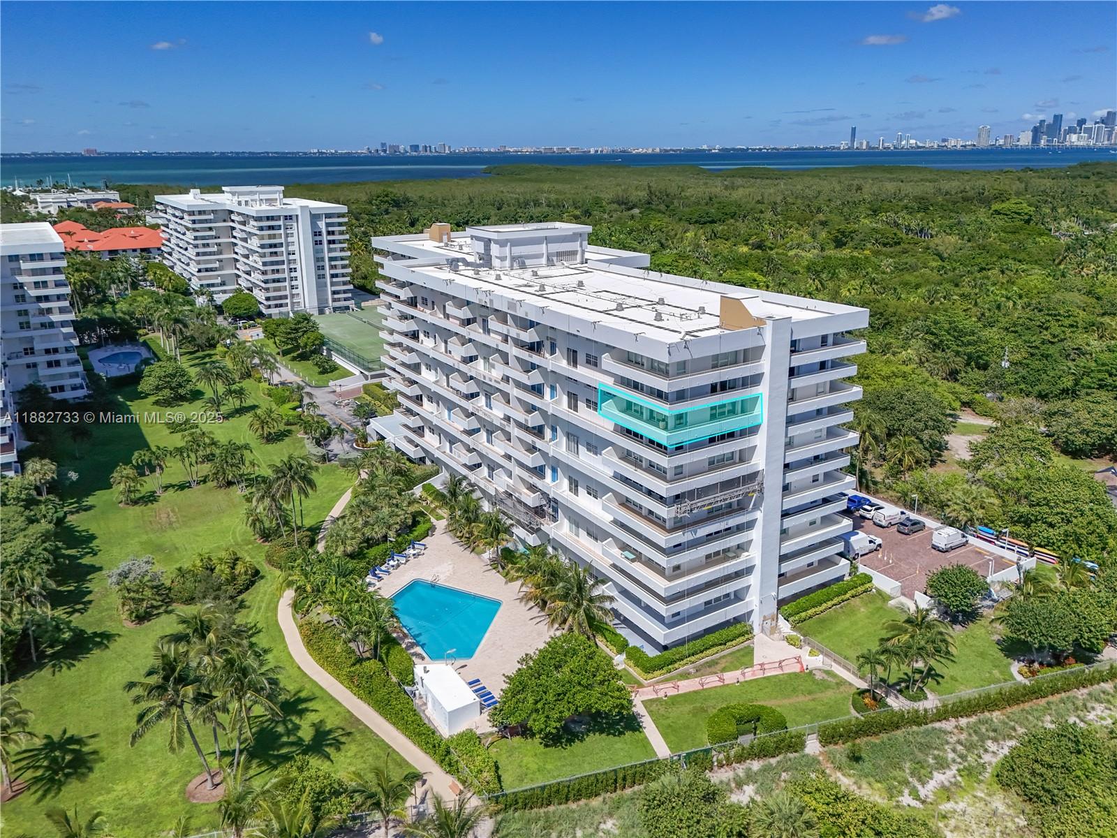 KEY BISCAYNE COMMODORE CL - Residential Lease
