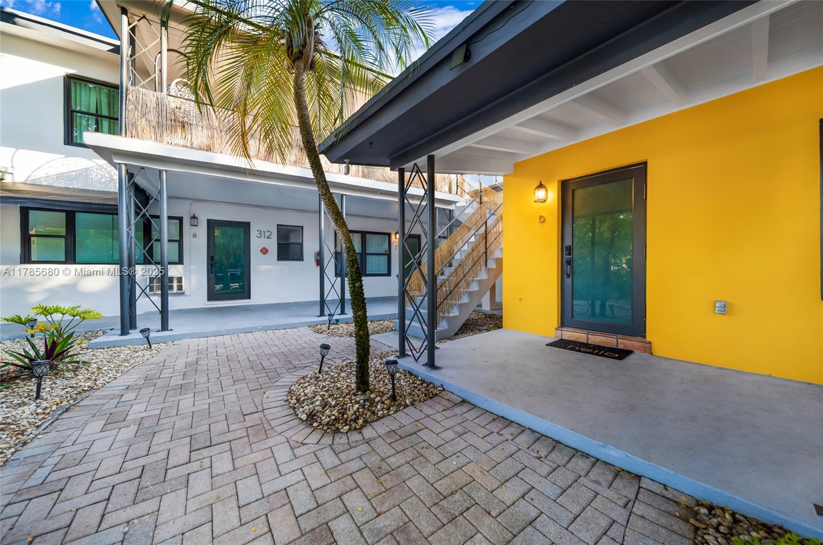 VICTORIA PARK CORR AMEN P - Residential Lease