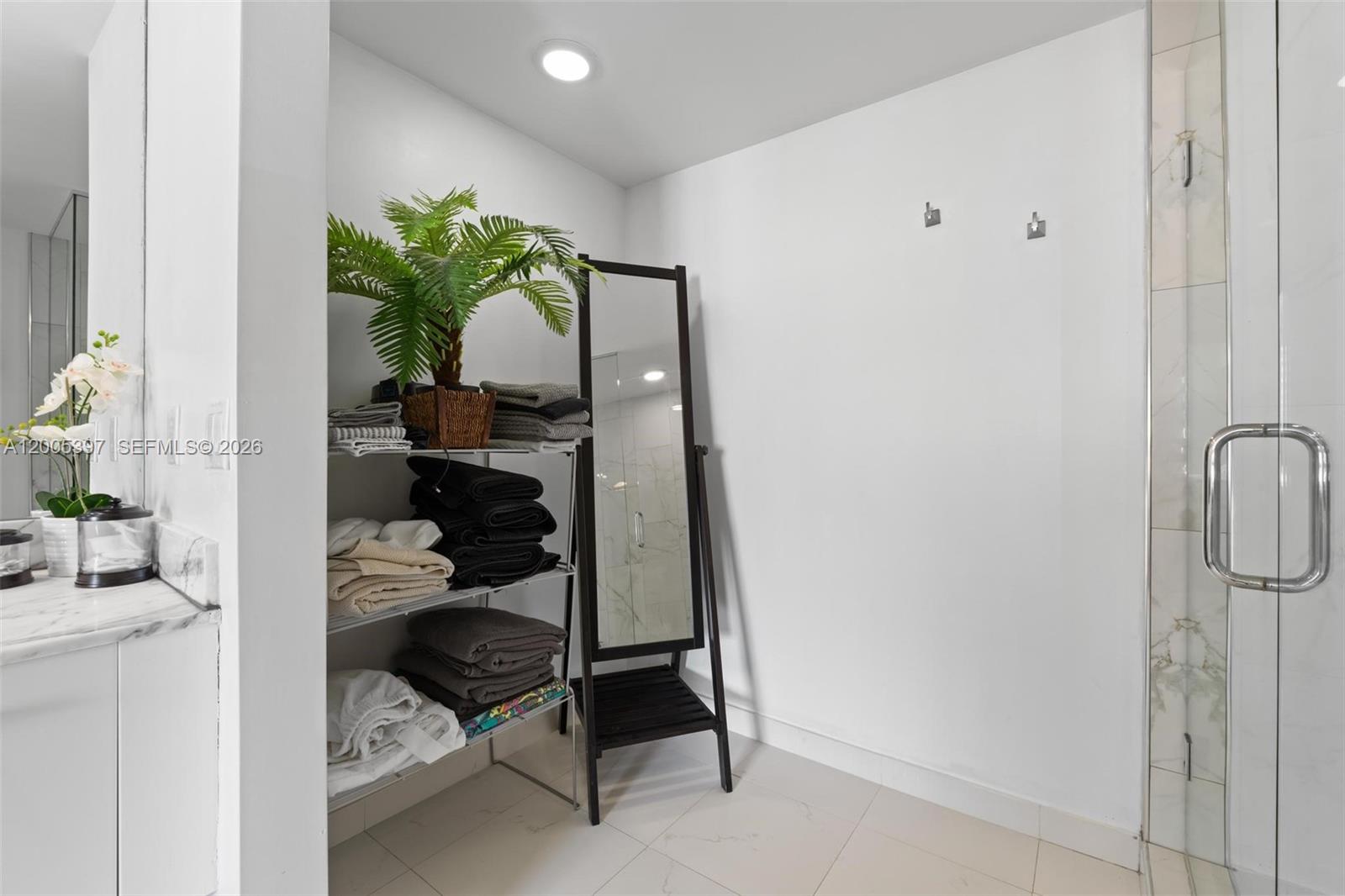 500 BRICKELL EAST CONDO - Residential