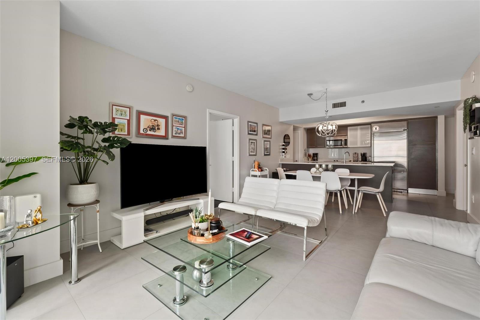 500 BRICKELL EAST CONDO - Residential