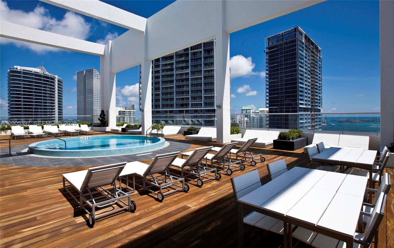 500 BRICKELL EAST CONDO - Residential