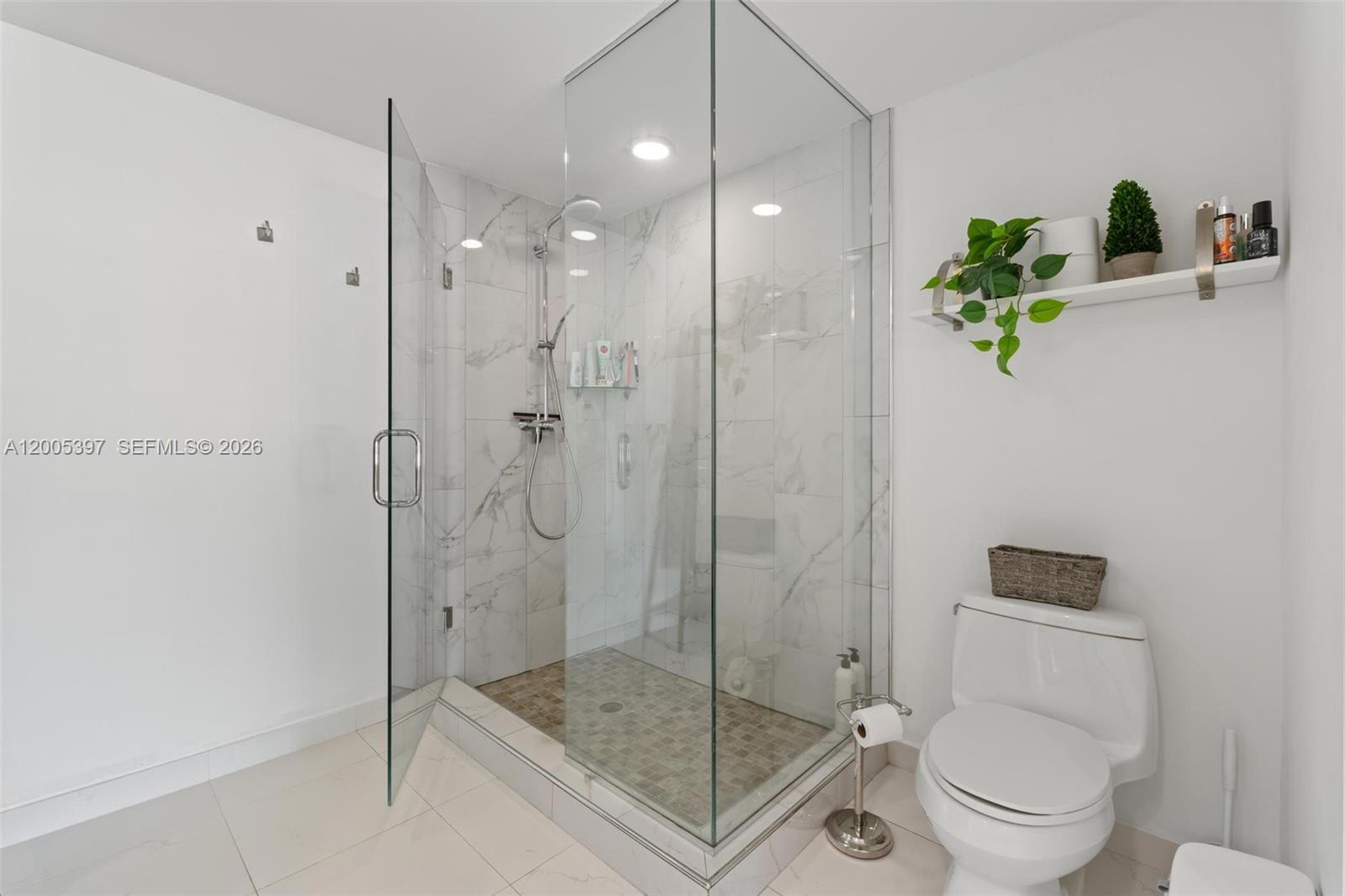 500 BRICKELL EAST CONDO - Residential