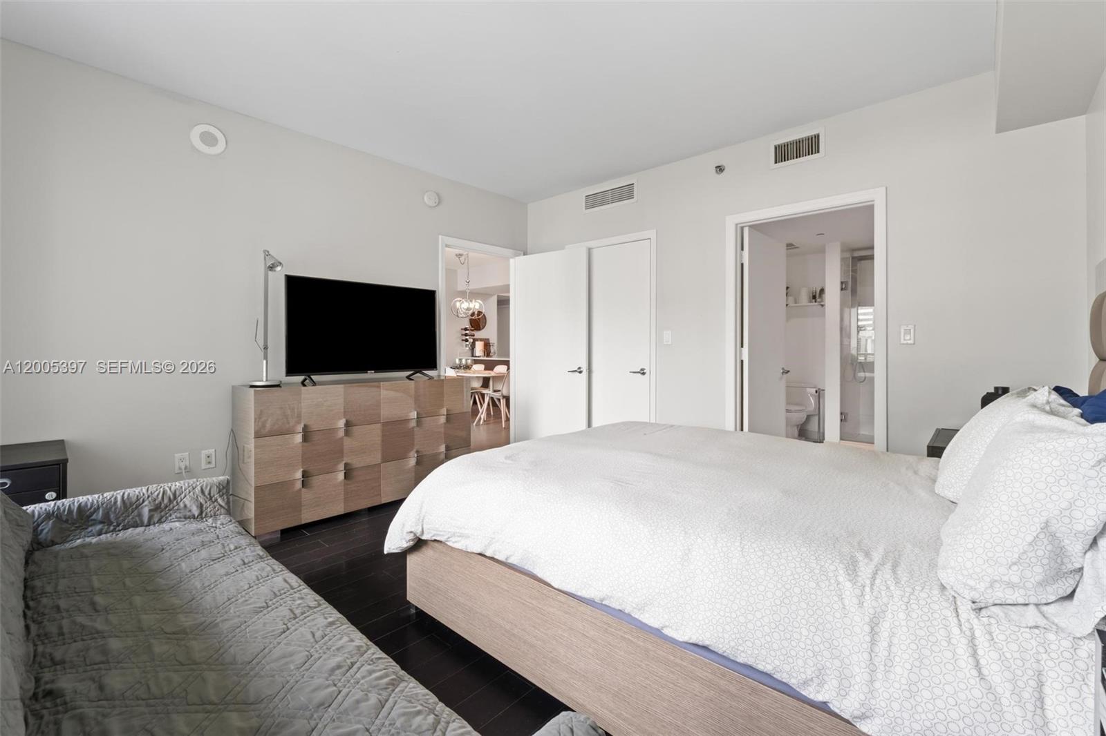 500 BRICKELL EAST CONDO - Residential