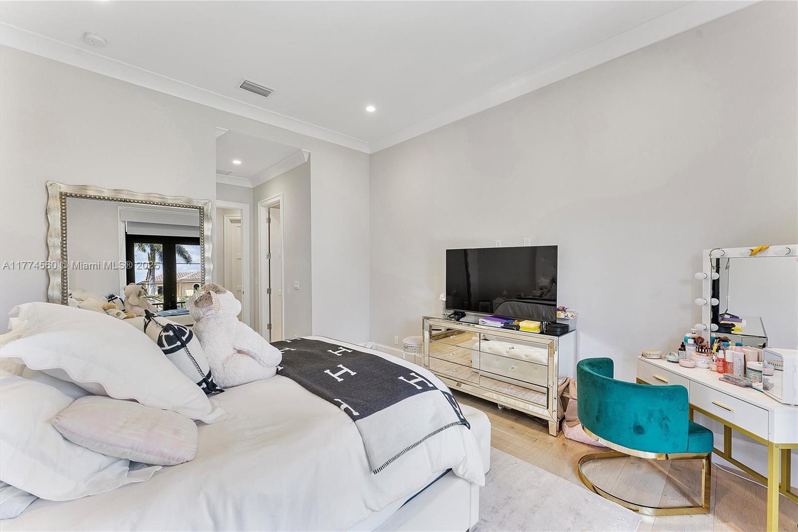 OAKS AT BOCA RATON 4 - Residential