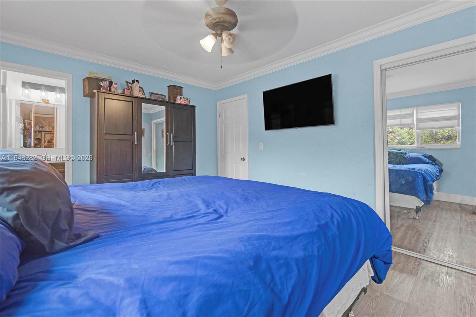 SHOREWOOD - Residential