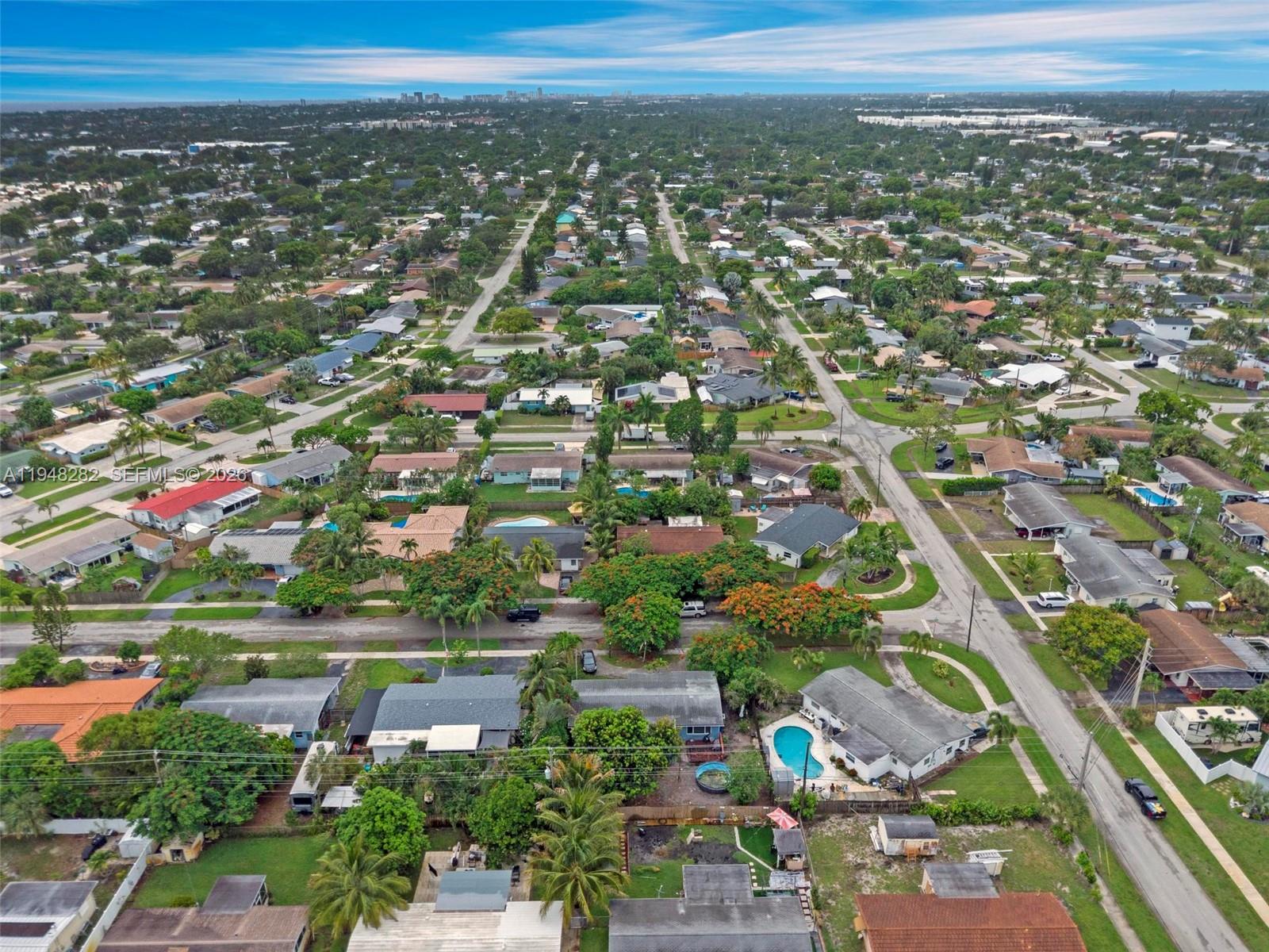 SHOREWOOD - Residential