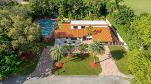 8111 SW 183rd St Palmetto Bay FL 33157