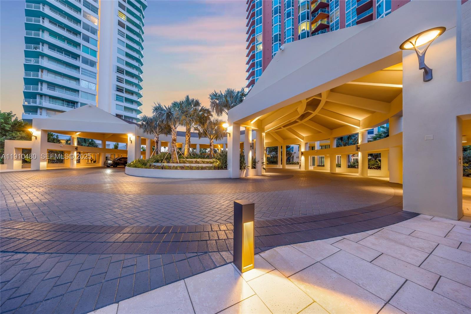 PORTOFINO TOWER CONDO - Residential