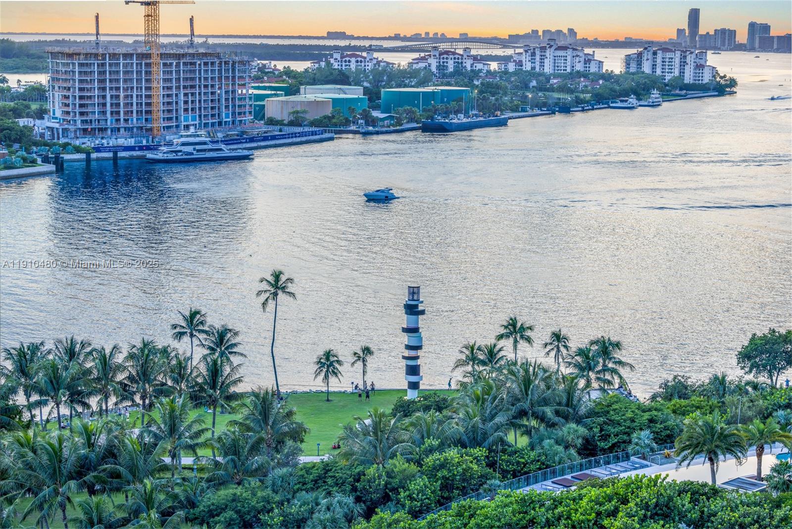 PORTOFINO TOWER CONDO - Residential