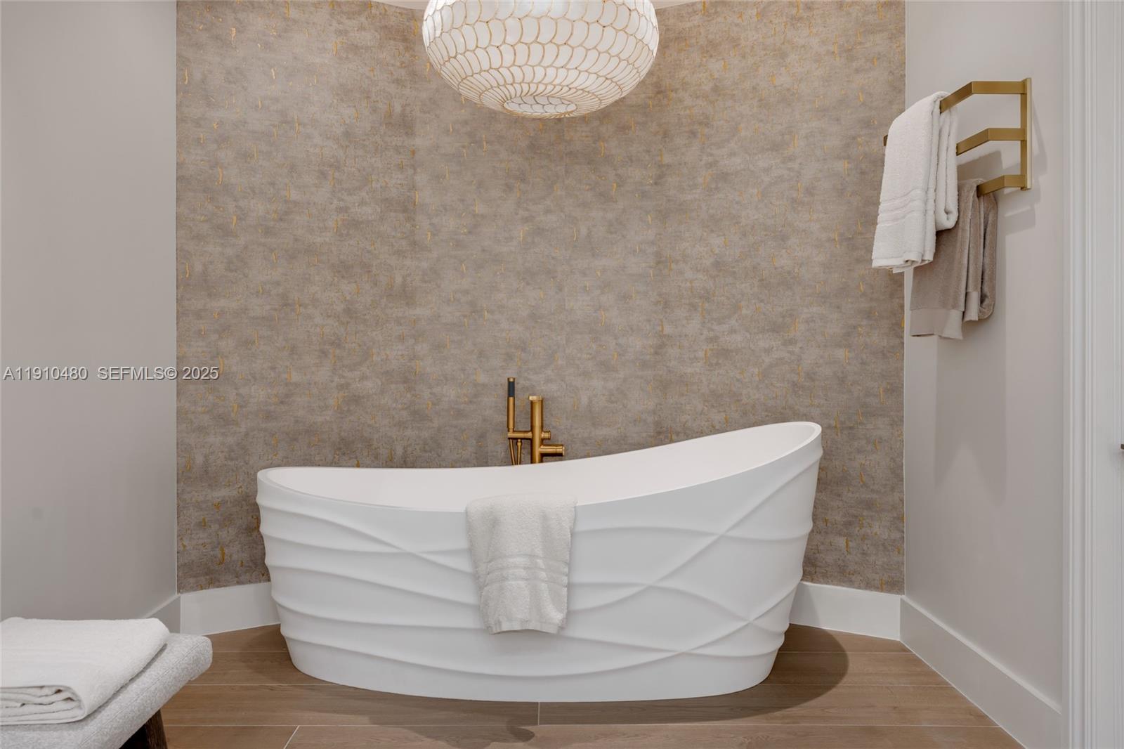 PORTOFINO TOWER CONDO - Residential