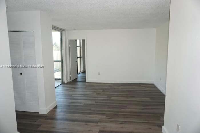 INTERNATIONAL PARK I COND - Residential