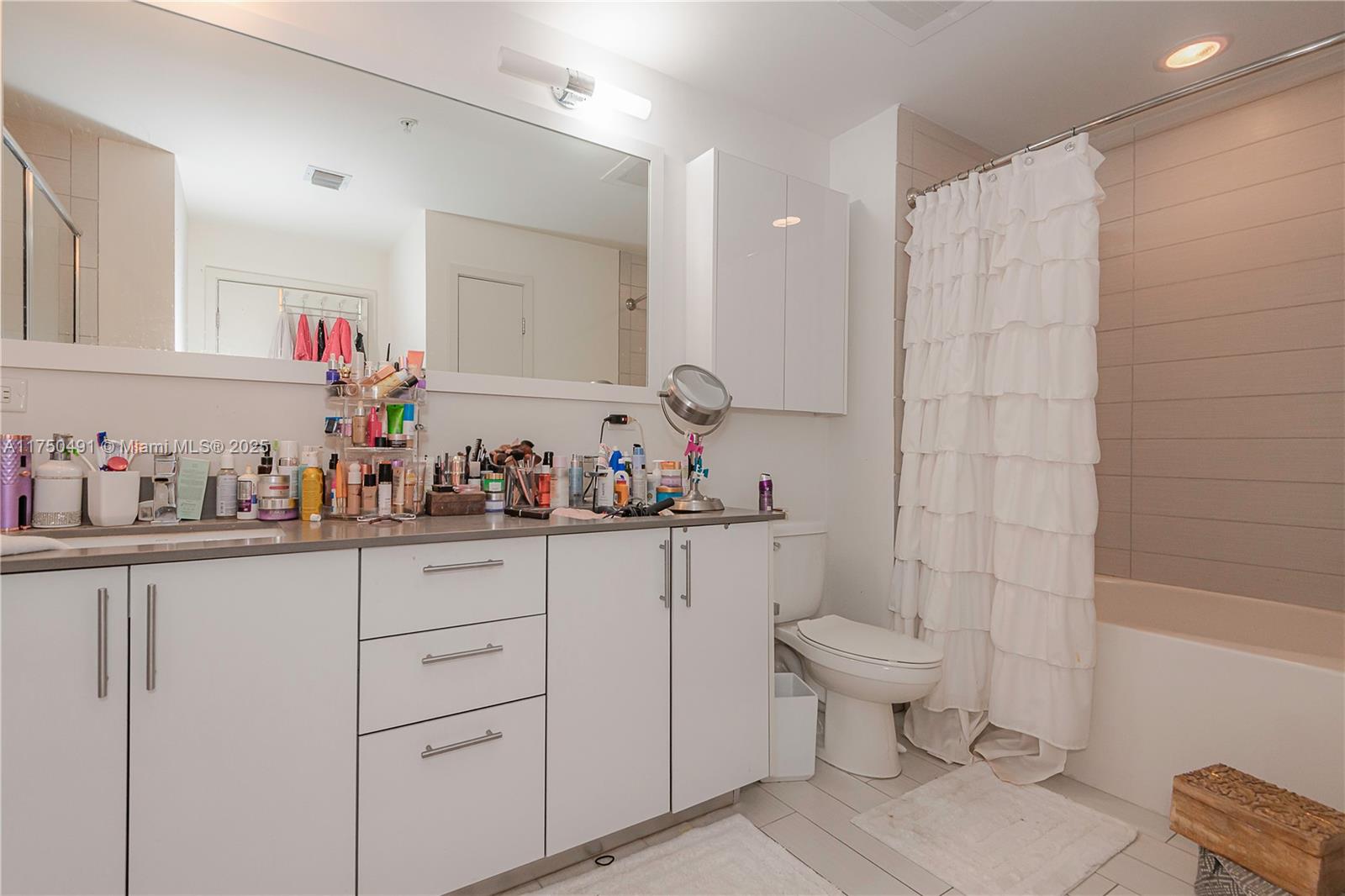 NINE AT MARY BRICKELL VIL - Residential