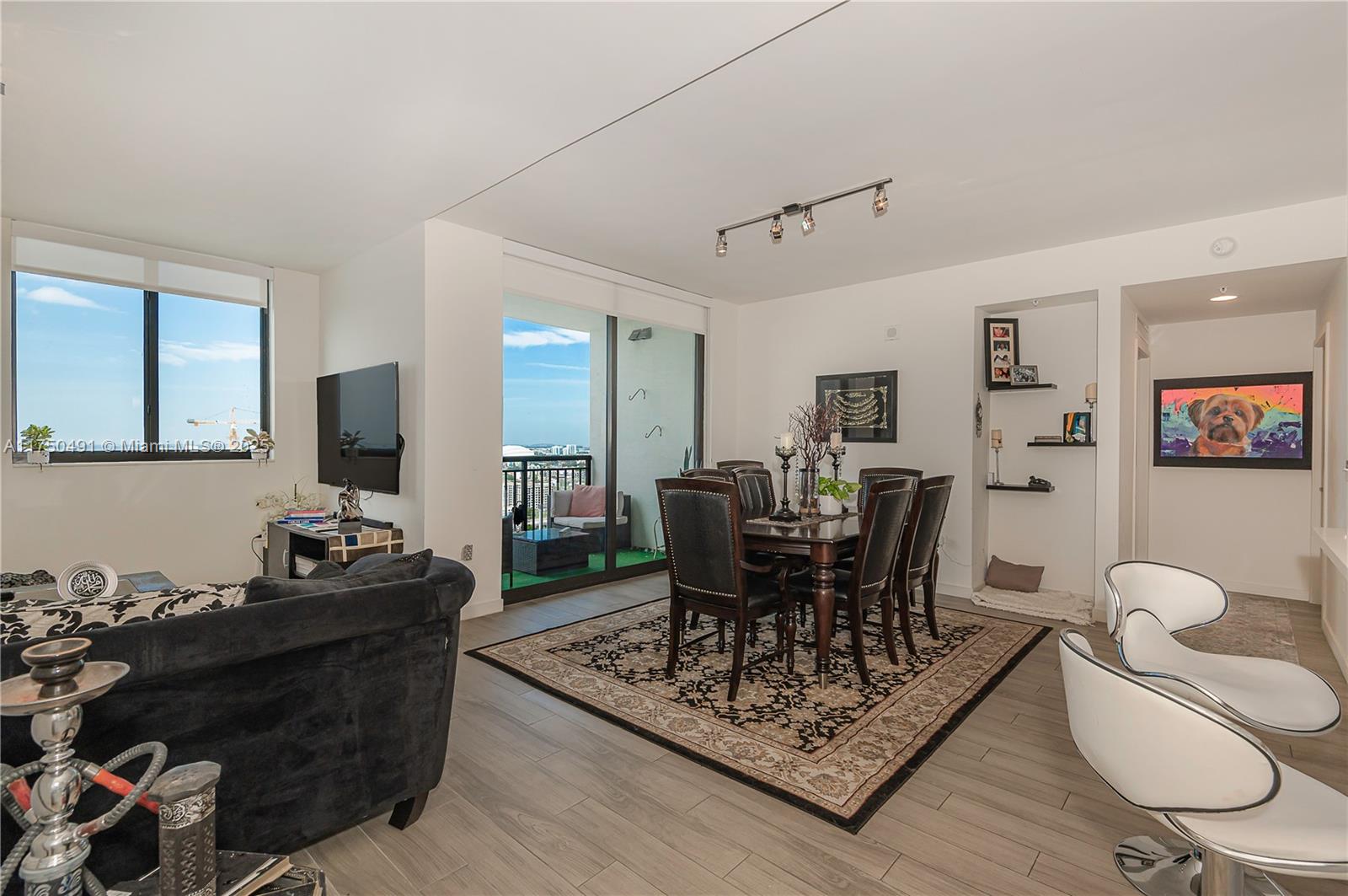 NINE AT MARY BRICKELL VIL - Residential