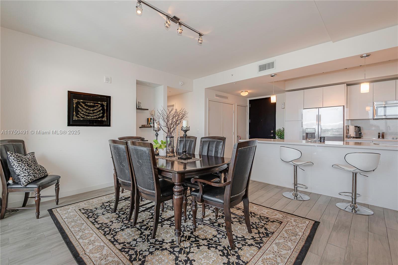 NINE AT MARY BRICKELL VIL - Residential