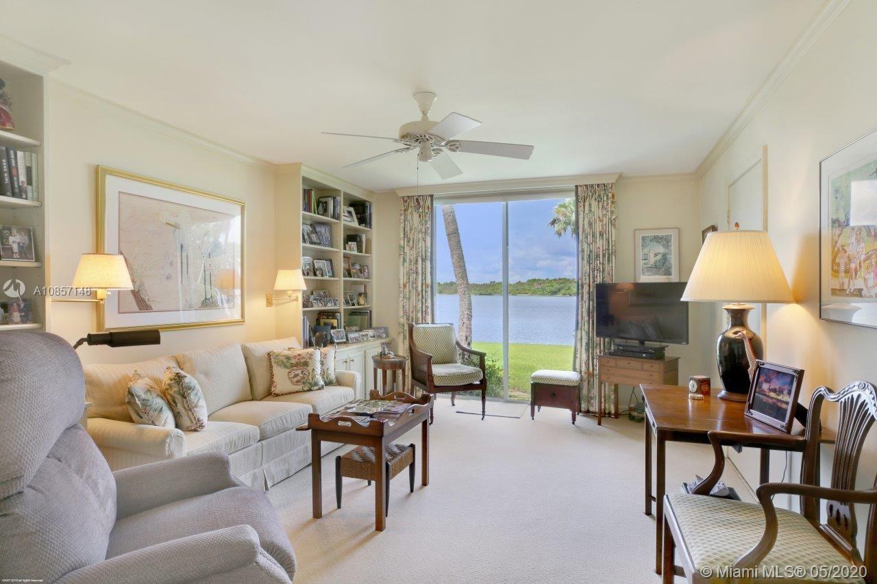 JUPITER ISLAND - Residential