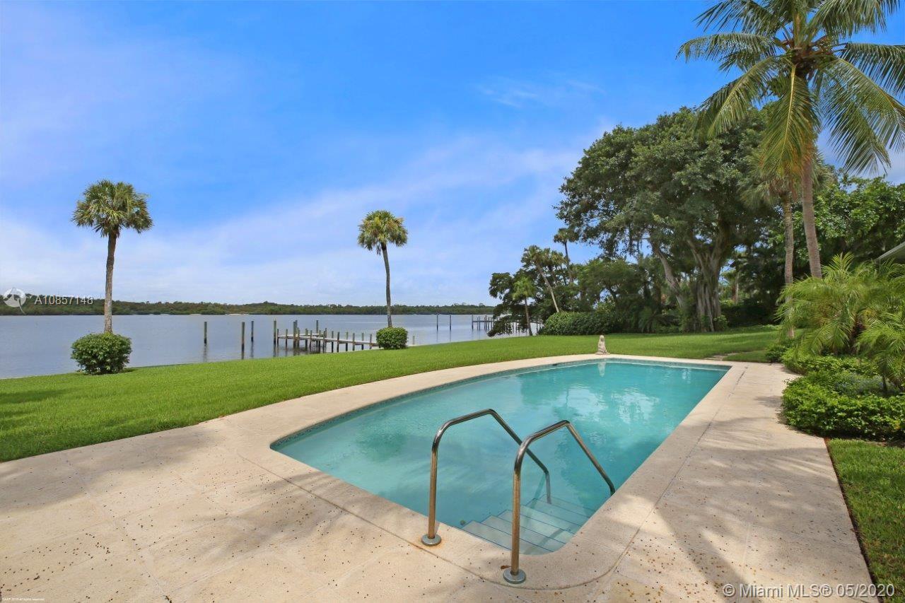 JUPITER ISLAND - Residential