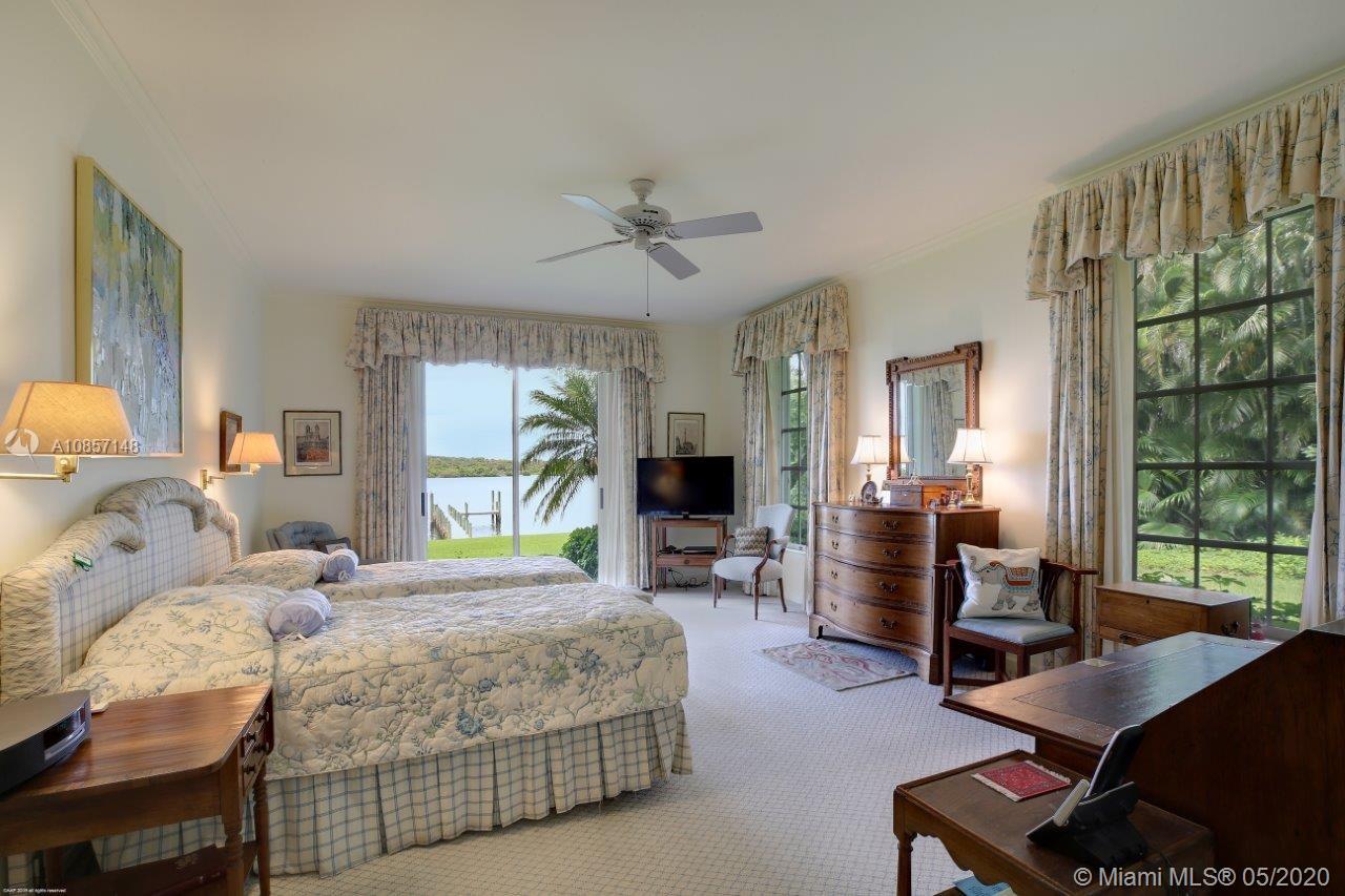 JUPITER ISLAND - Residential