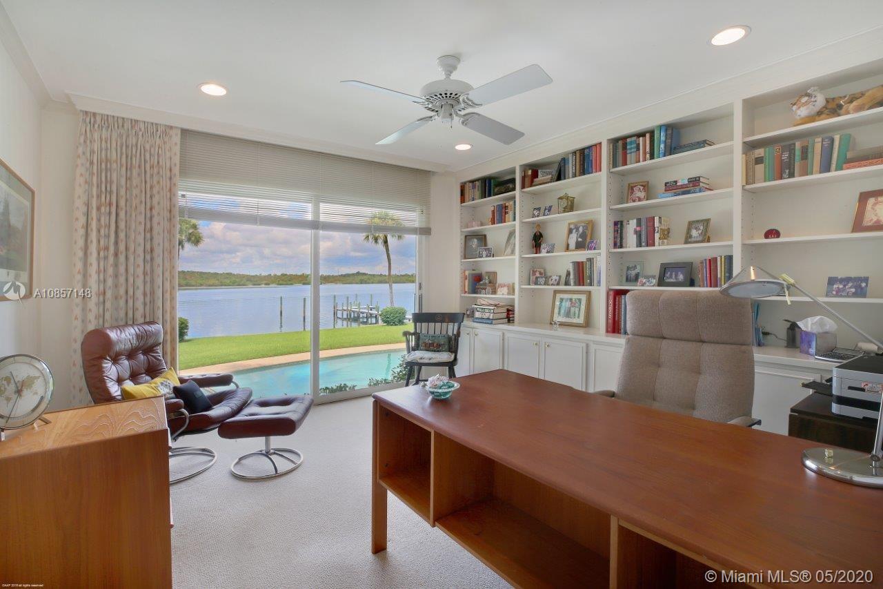 JUPITER ISLAND - Residential