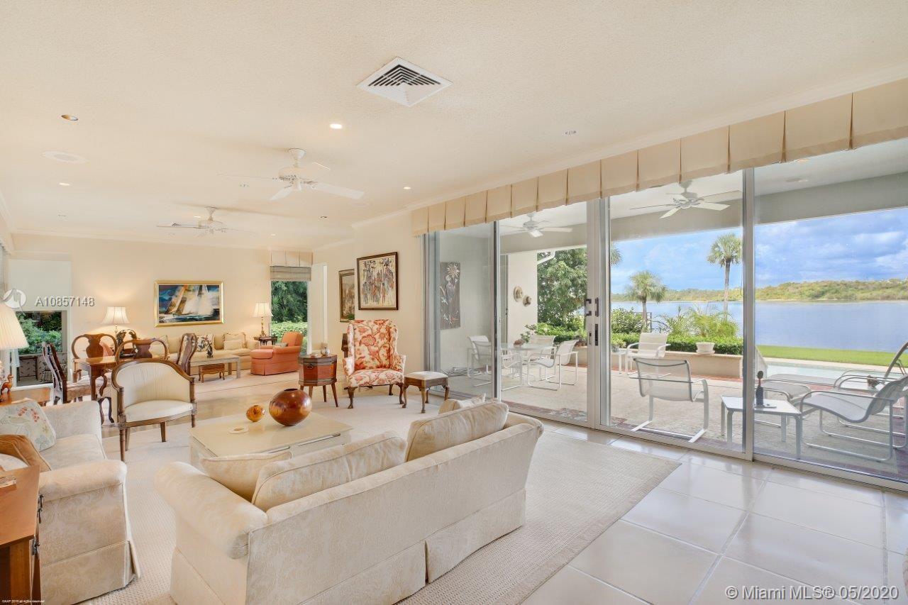 JUPITER ISLAND - Residential