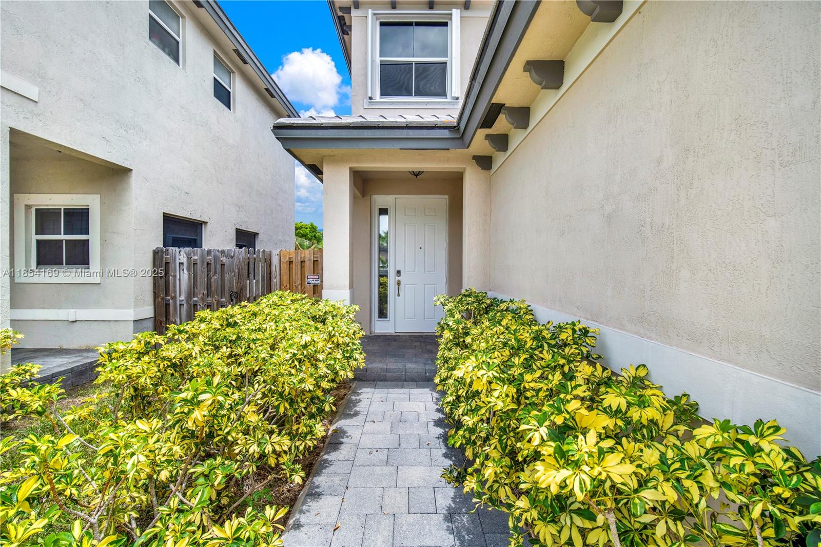 279 SE 31st Ter