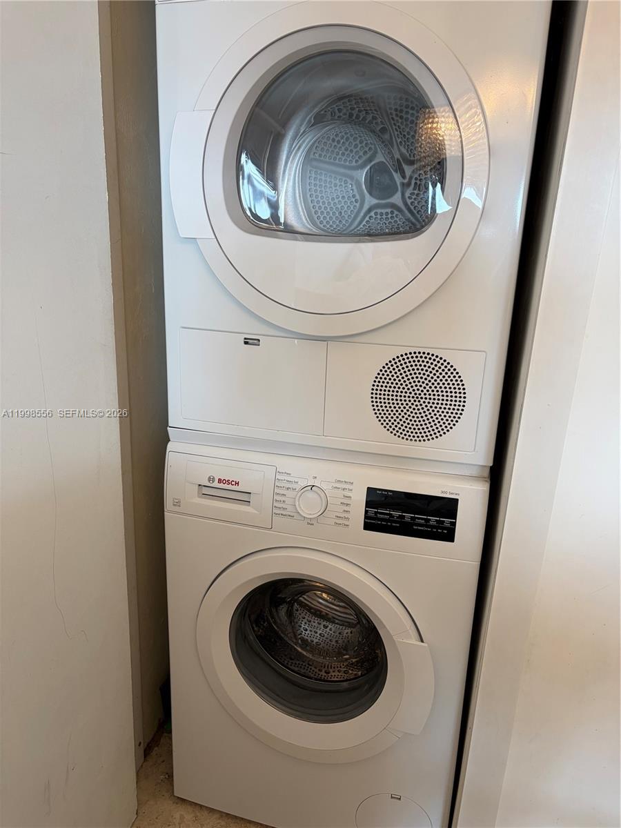 VENETIA CONDO - Residential