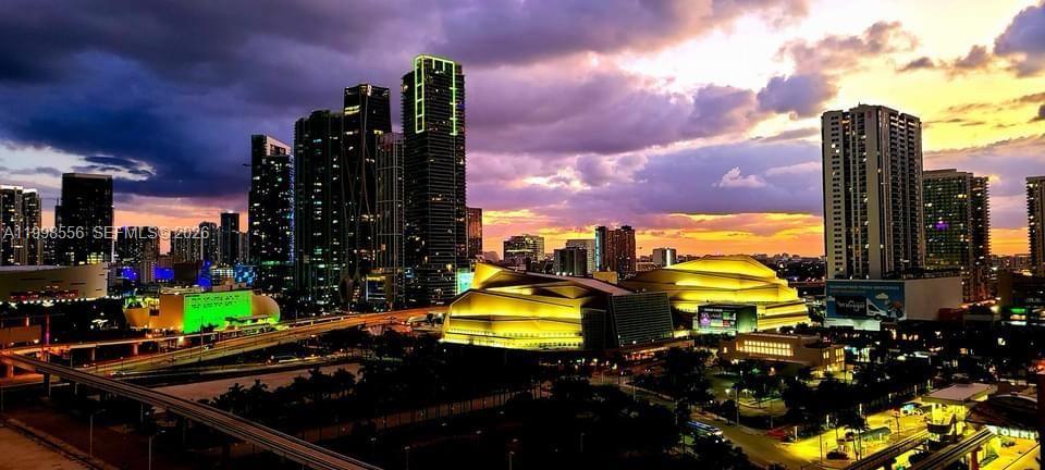 VENETIA CONDO - Residential