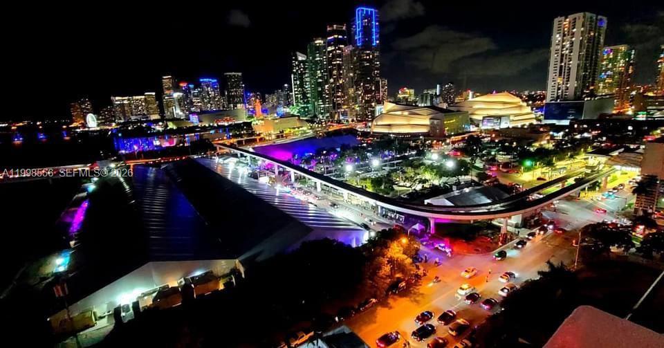 VENETIA CONDO - Residential