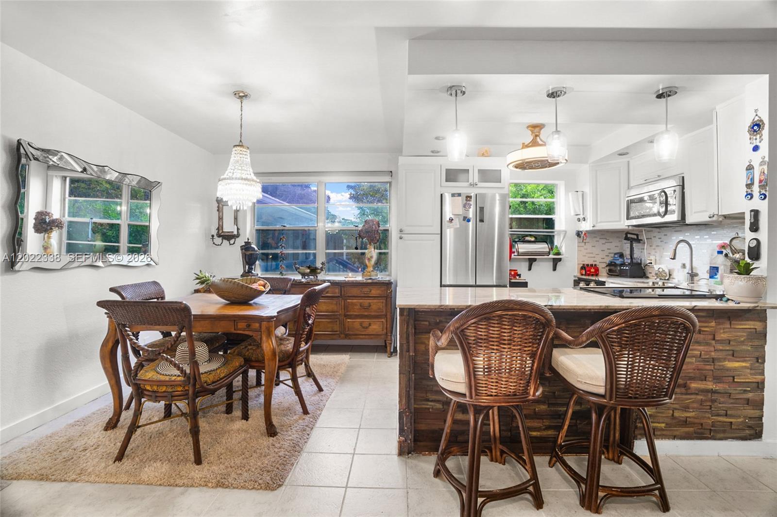 LYNDHURST L CONDO - Residential