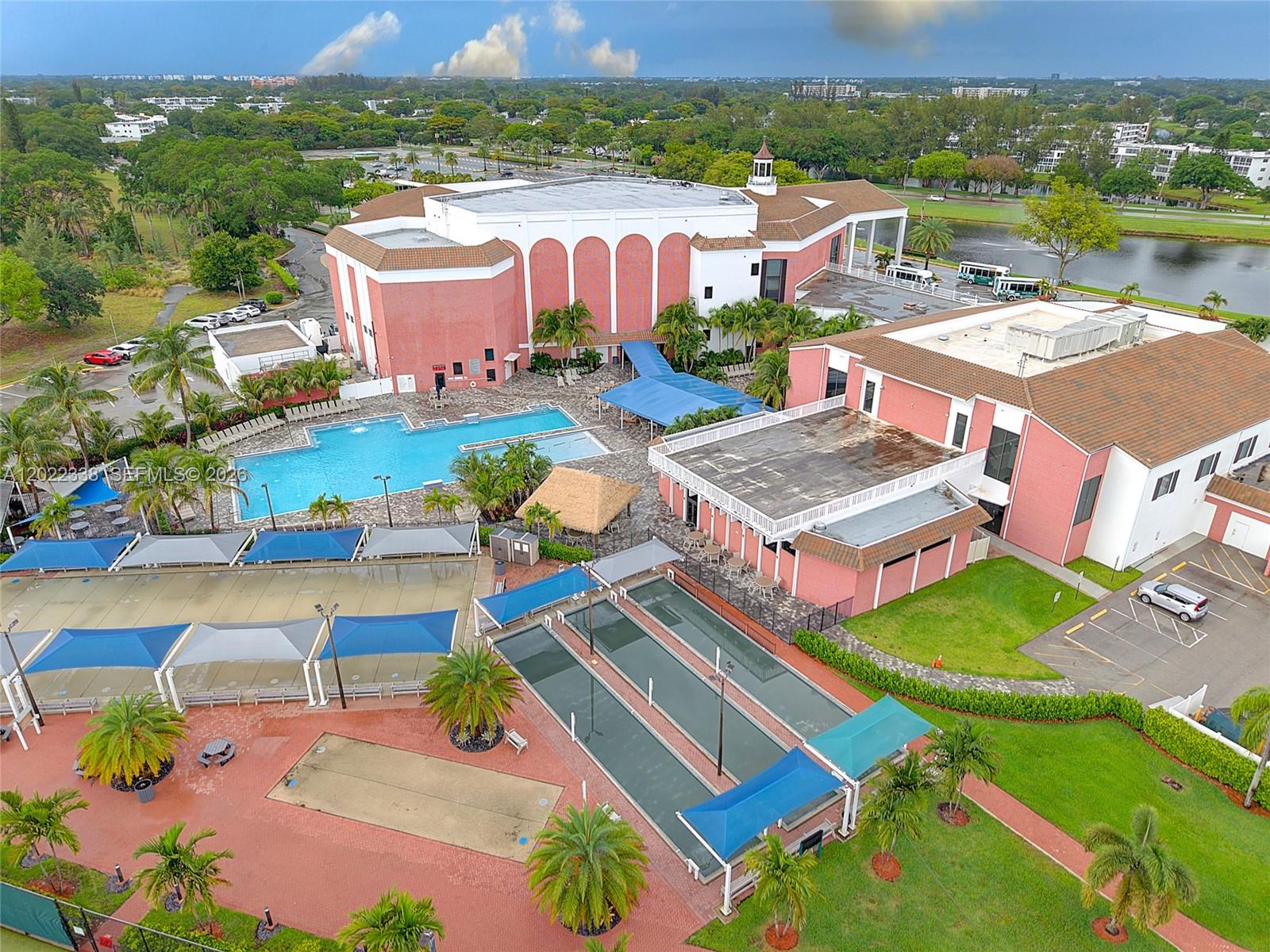 LYNDHURST L CONDO - Residential