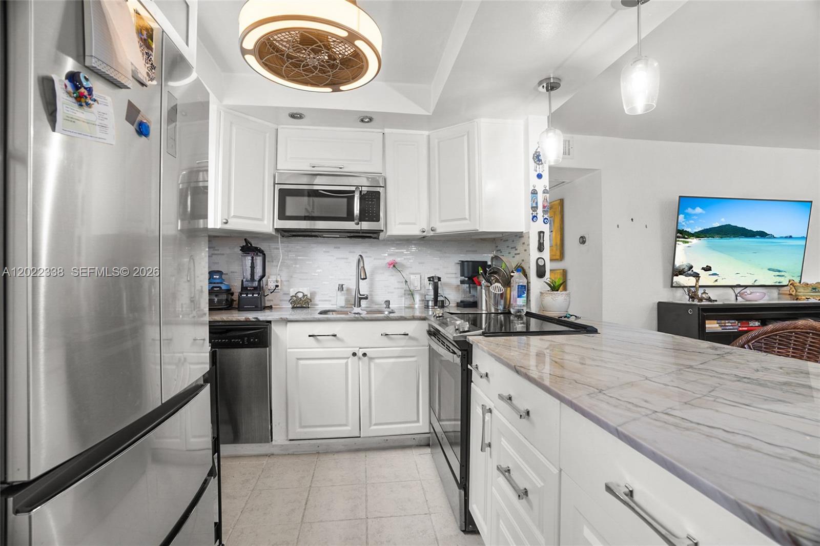 LYNDHURST L CONDO - Residential