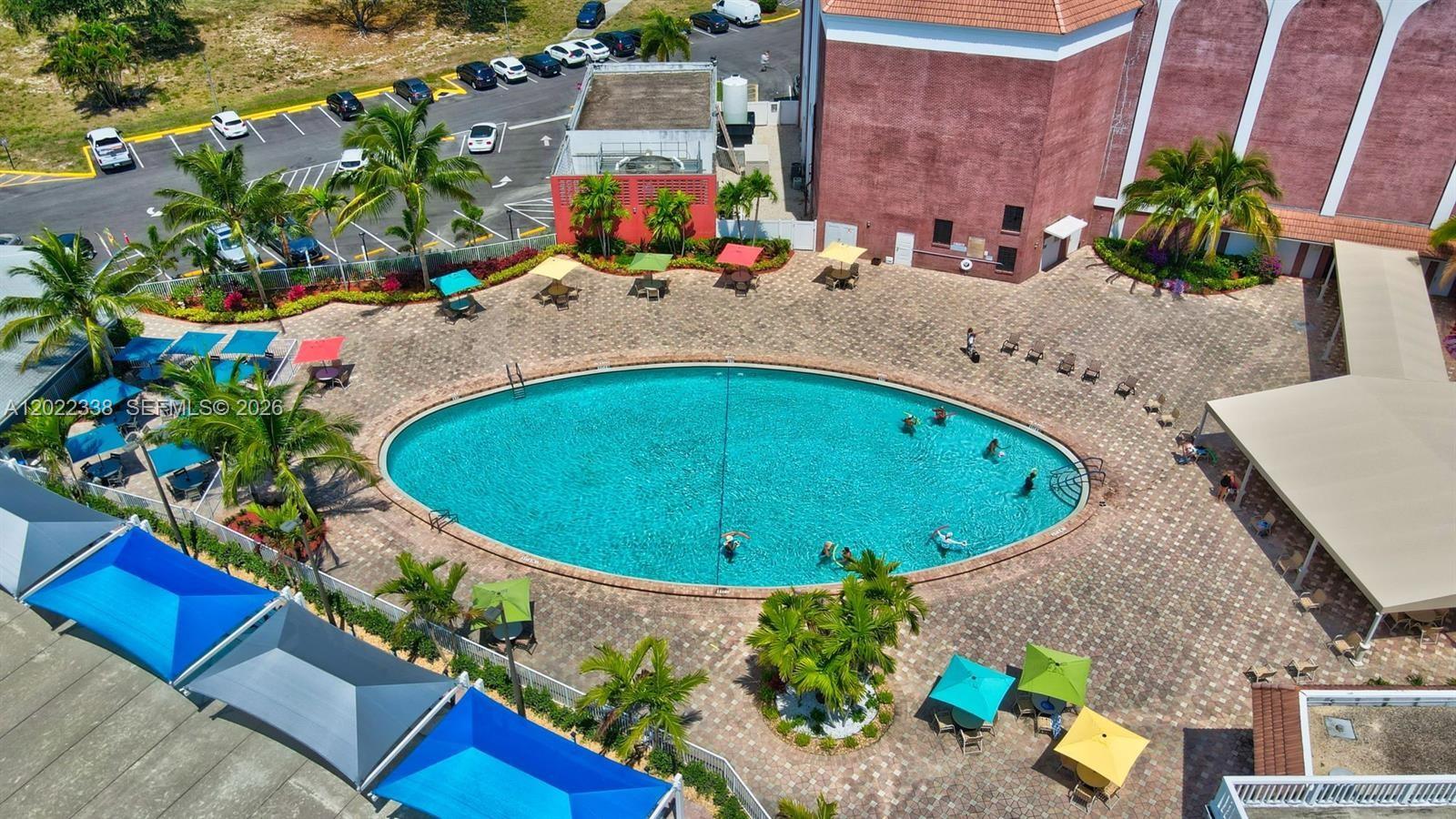 LYNDHURST L CONDO - Residential