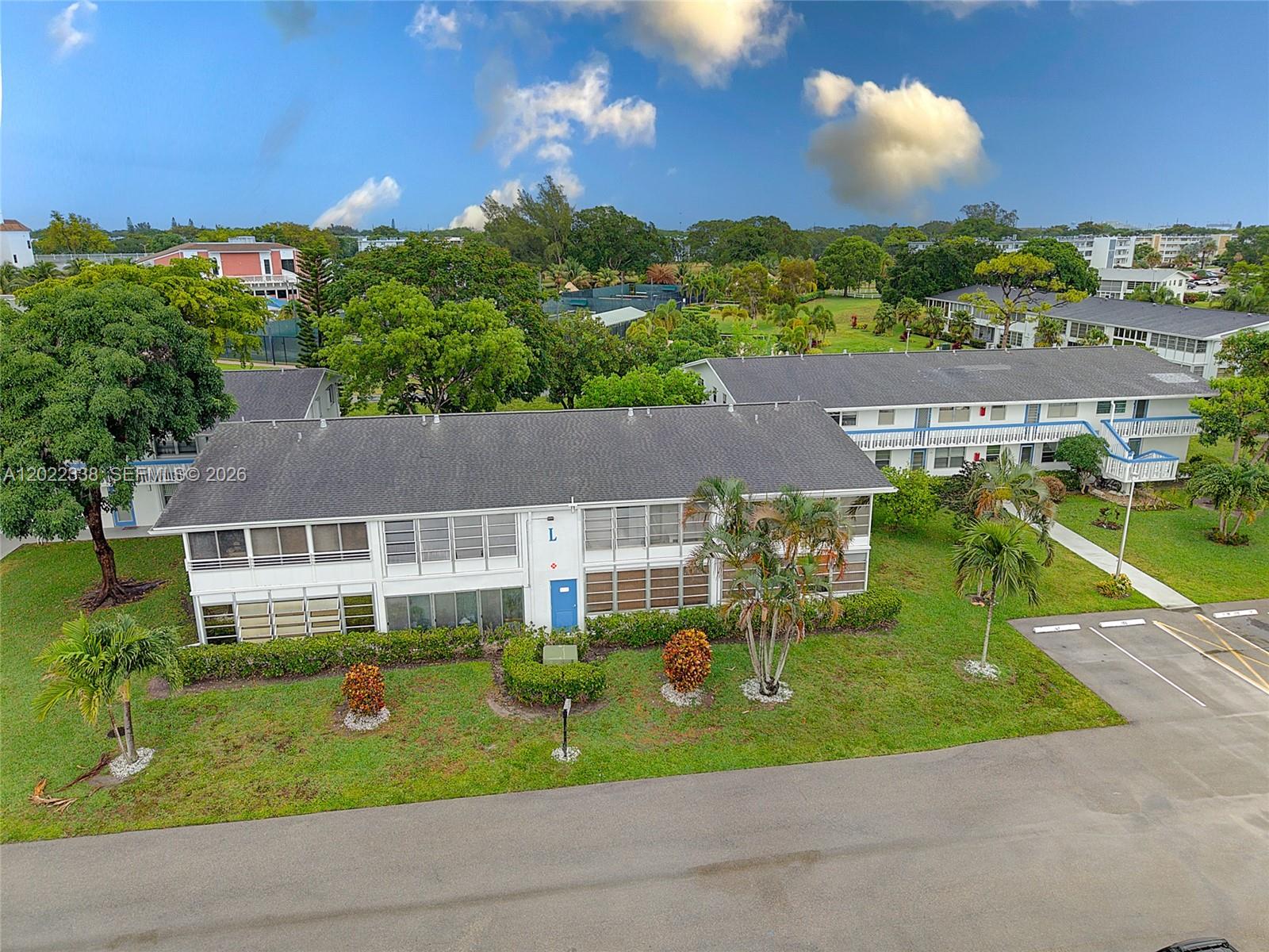 LYNDHURST L CONDO - Residential