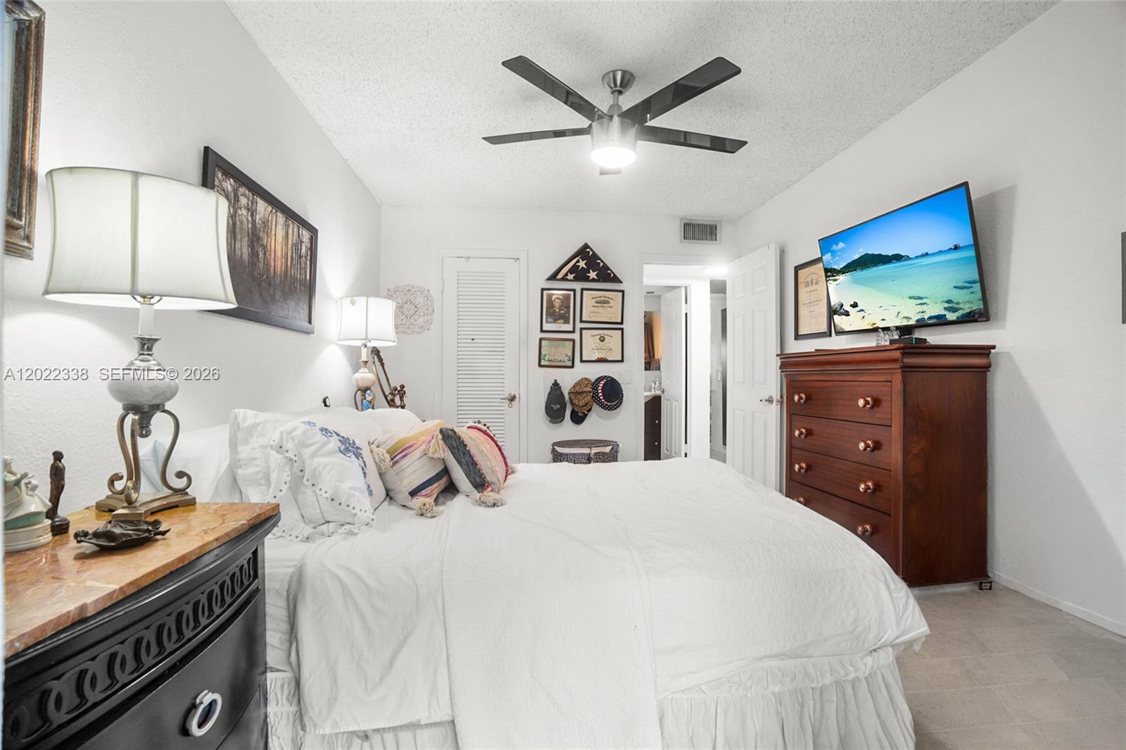 LYNDHURST L CONDO - Residential