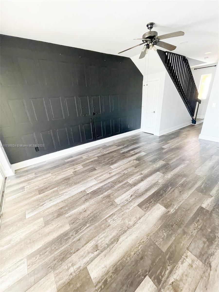 SEMINOLE ESTATES & TOWNHO - Residential Lease