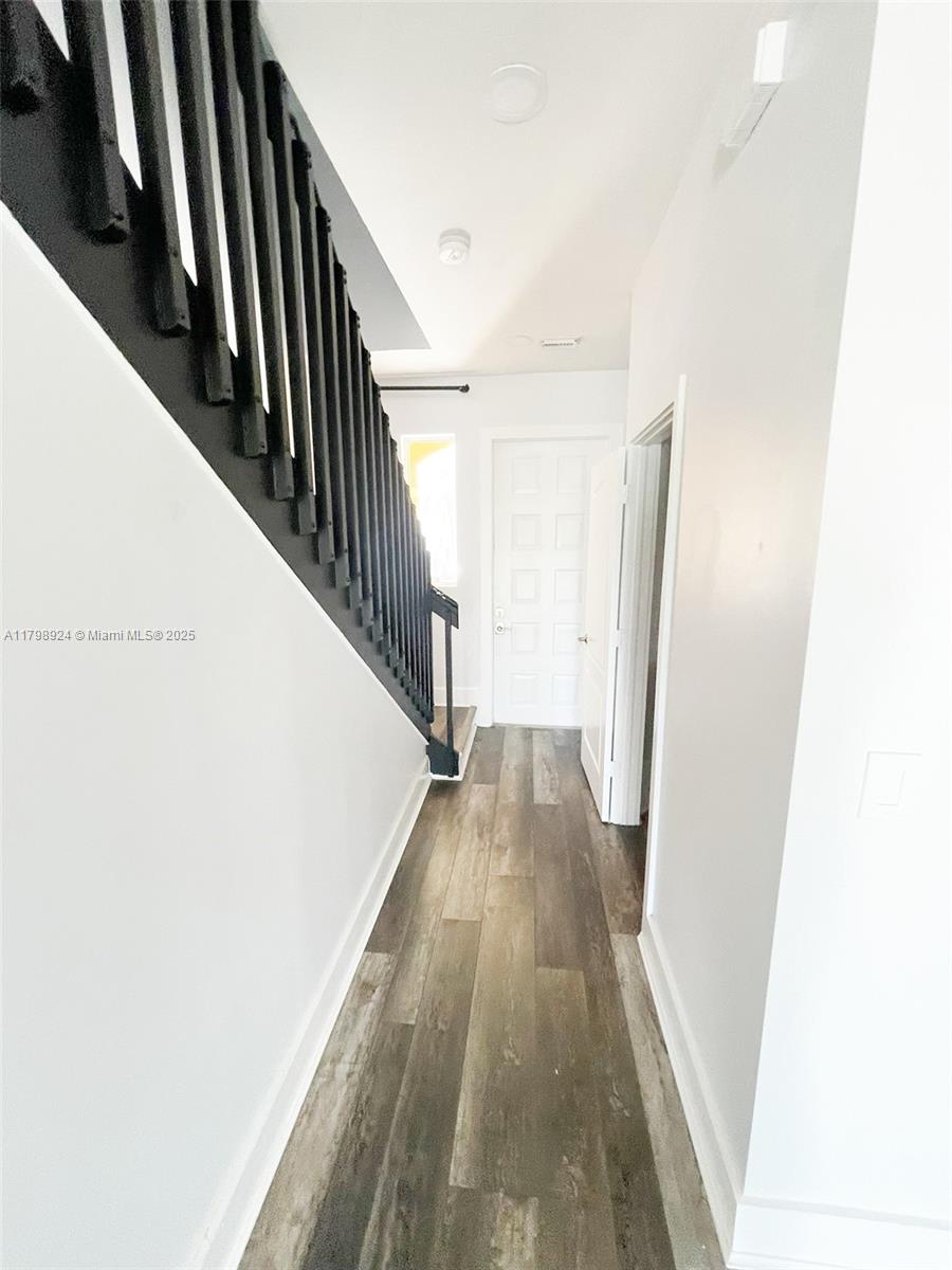 SEMINOLE ESTATES & TOWNHO - Residential Lease