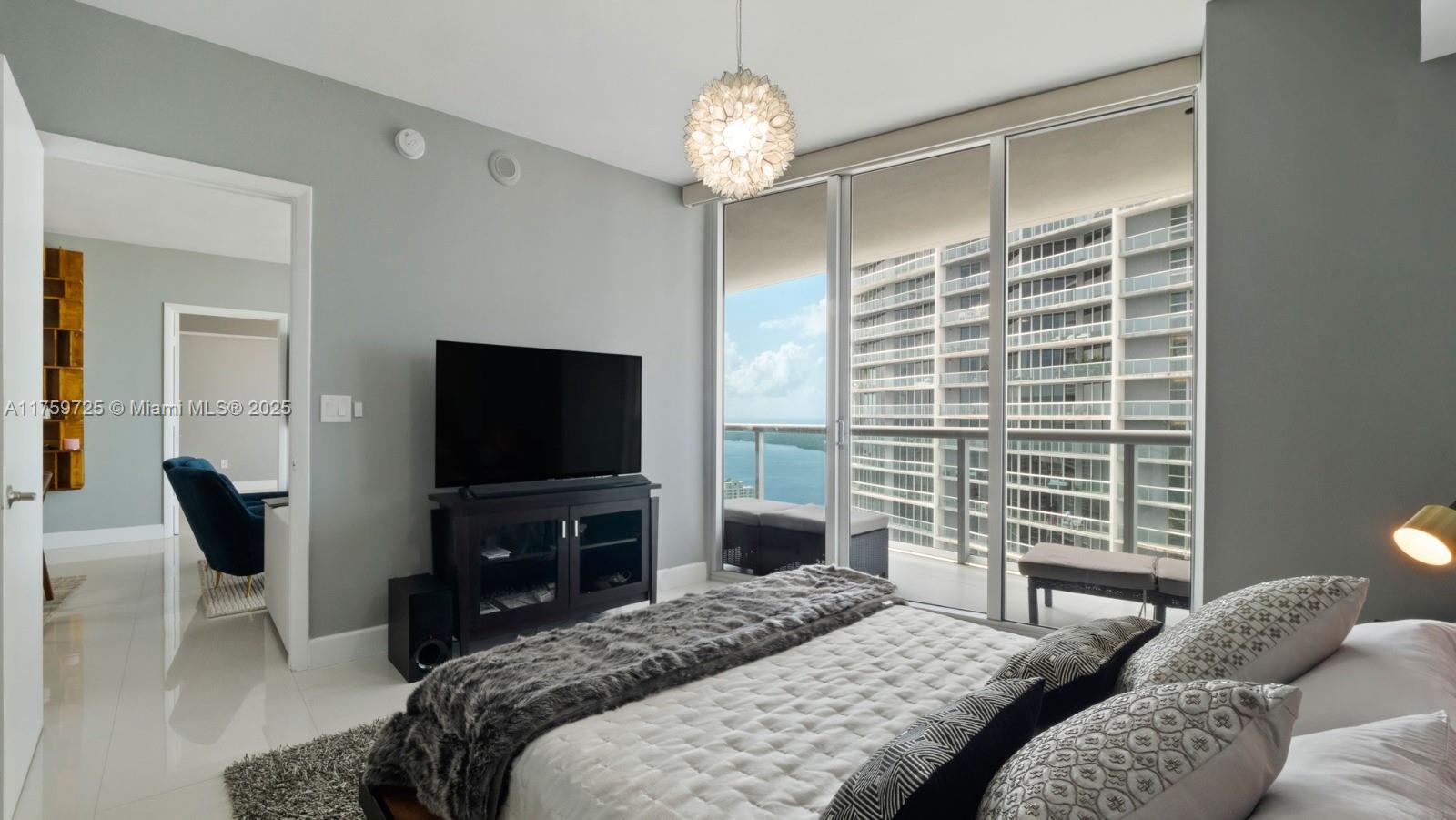 ICONBRICKELL CONDO NO 1 - Residential